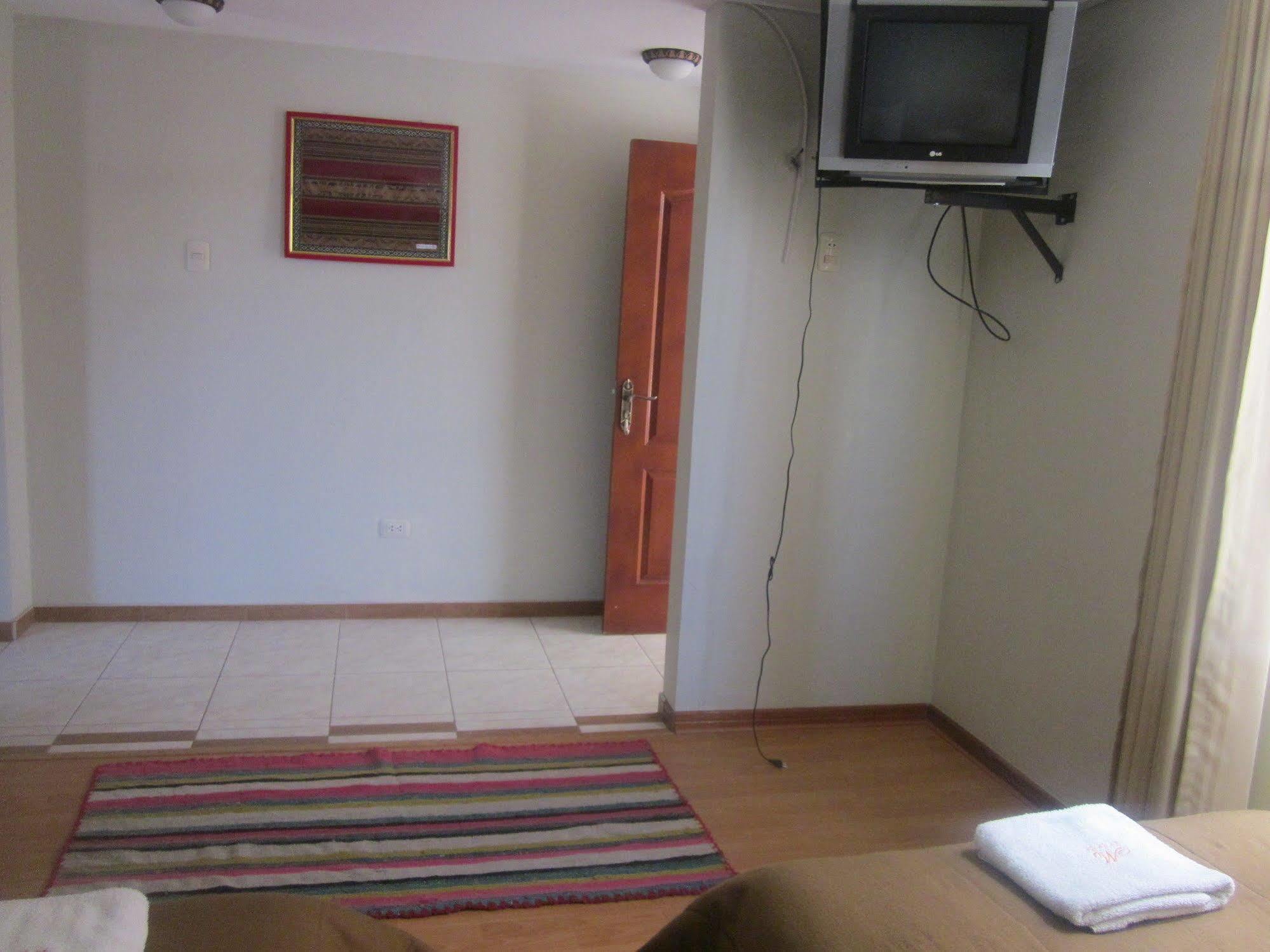 Manuelita House Bed & Breakfast Puno Dış mekan fotoğraf
